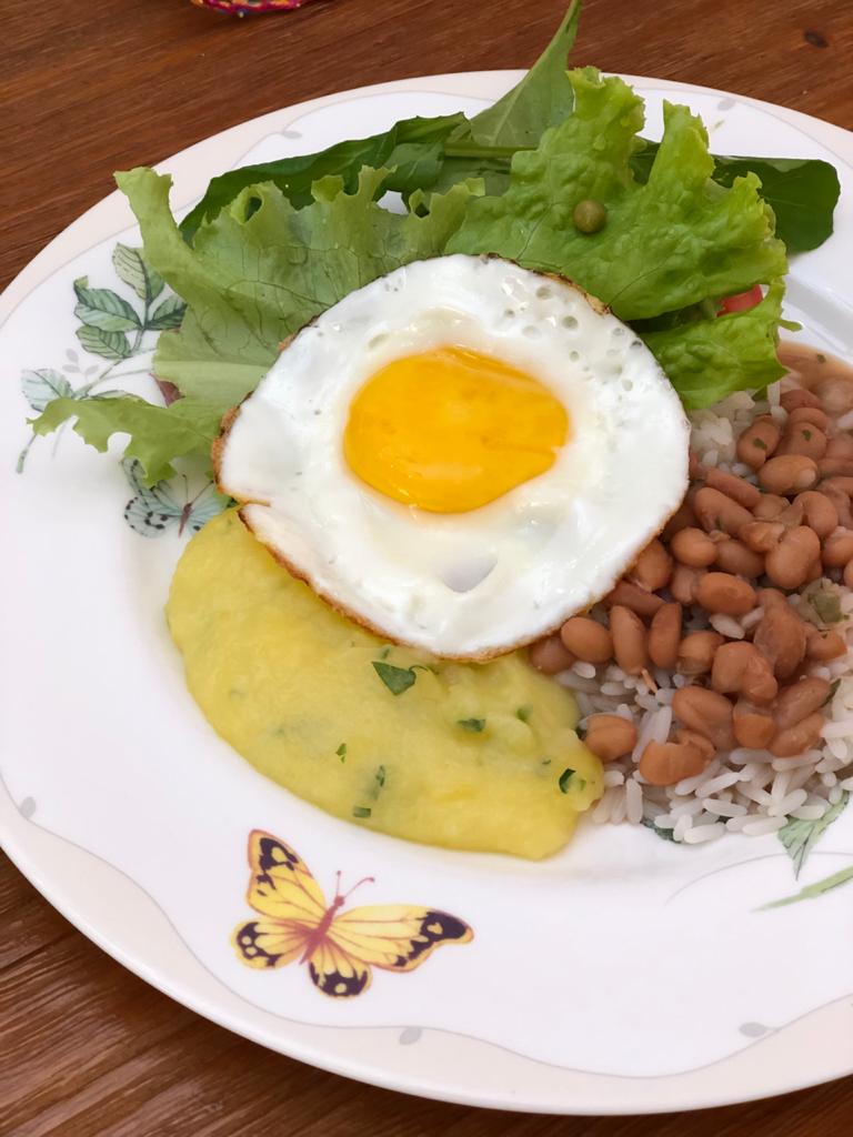 Carboidratos com feijão!